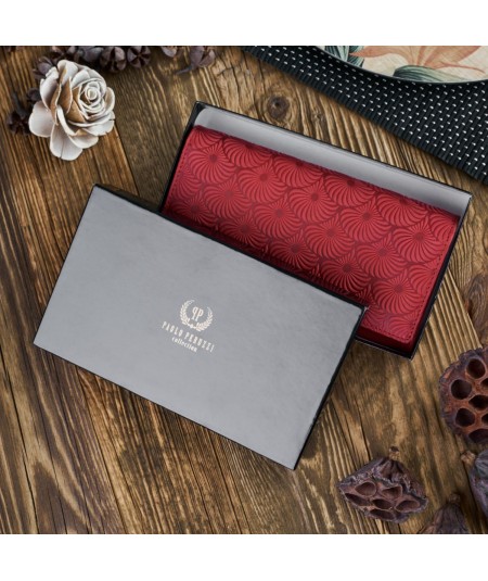 PAOLO PERUZZI Dámska kožená peňaženka s geometrickými vzormi IN-58-RD | červená